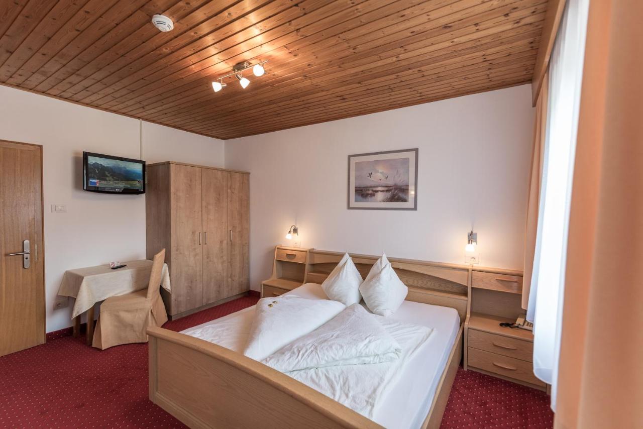 Hotel B&B Feldmessner Брунико Екстериор снимка