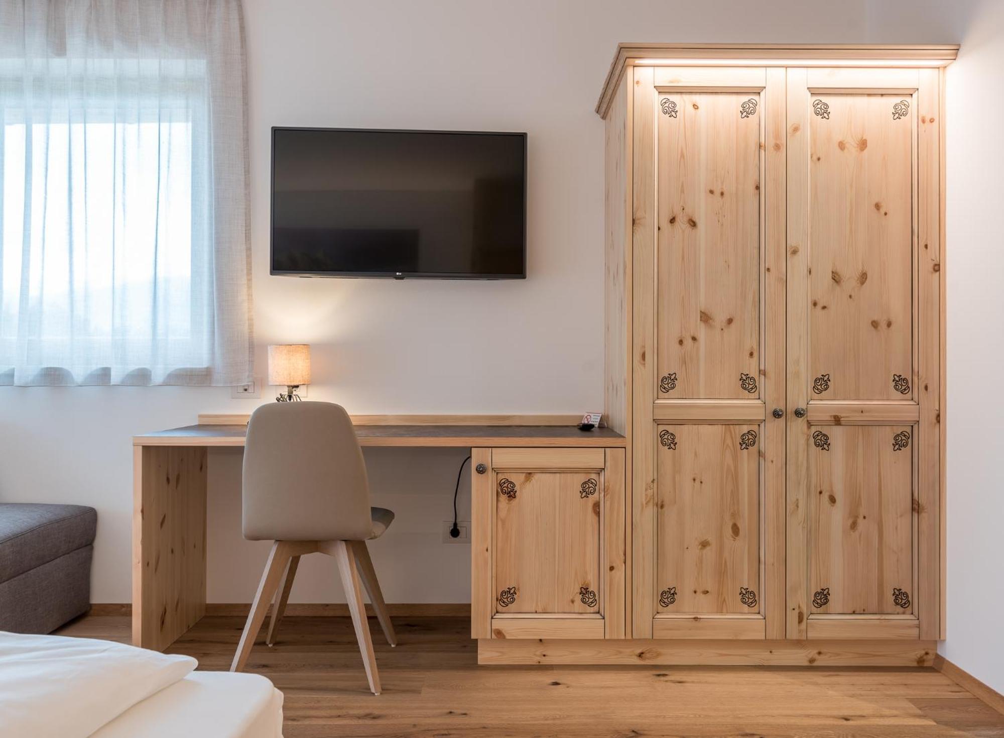 Hotel B&B Feldmessner Брунико Екстериор снимка